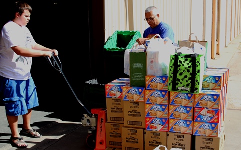 Donations delivered to Snack Pak 4 Kids Donations delivered to Snack Pak 4 Kids