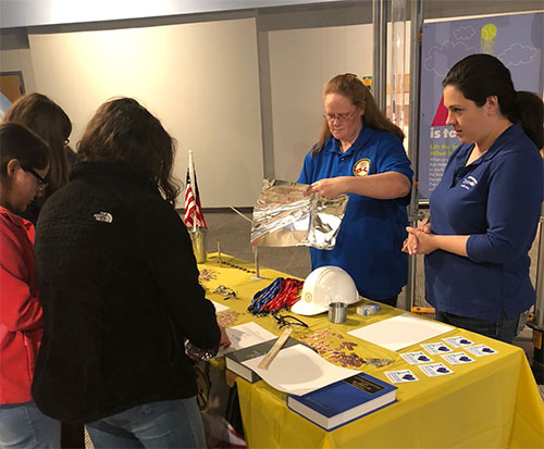 Introduce a Girl to Engineering Day Introduce a Girl to Engineering Day
