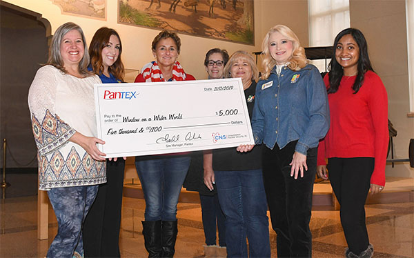 Pantex donates to WOWW Science Collaborative Pantex donates to WOWW Science Collaborative