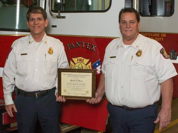 Pantex Fire Chief Mike Brock (left) and Battalion Chief Scott Johnson Pantex Fire Chief Mike Brock (left) and Battalion Chief Scott Johnson