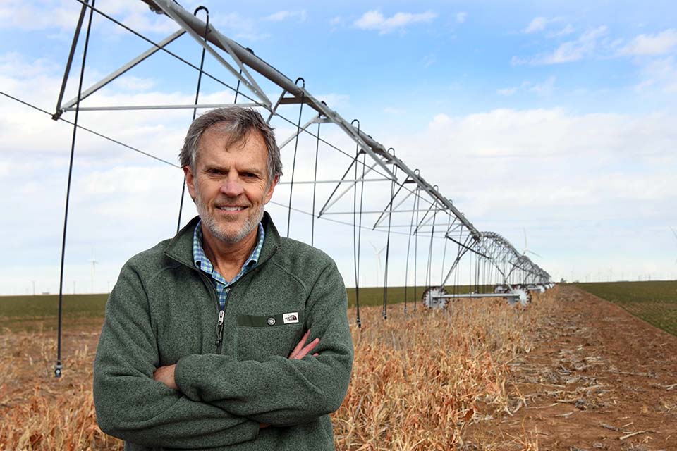 Meet Tony Biggs, Pantex Environmental Projects manager, who has more than 30 years of service and has seen a variety of successes during his time as a Pantexan. Meet Tony Biggs, Pantex Environmental Projects manager, who has more than 30 years of service and has seen a variety of successes during his time as a Pantexan.
